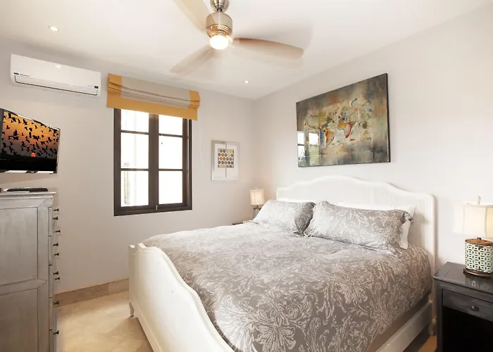 Hotel Catalinas Collection 4*