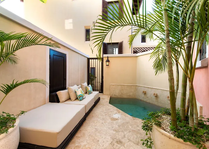 Hotel Catalinas Collection