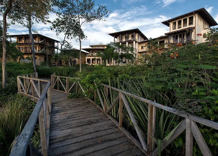 Hotel Catalinas Collection 4*
