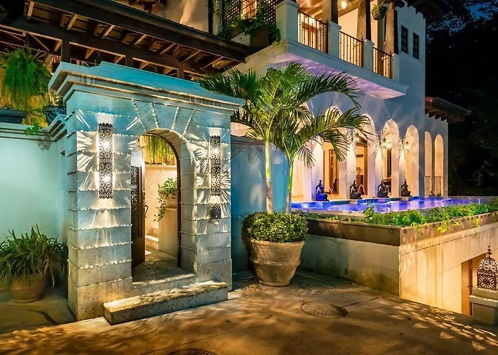 Catalinas Collection Hotel 4*