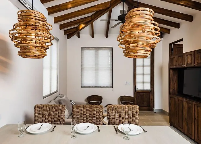 Catalinas Collection Hotel