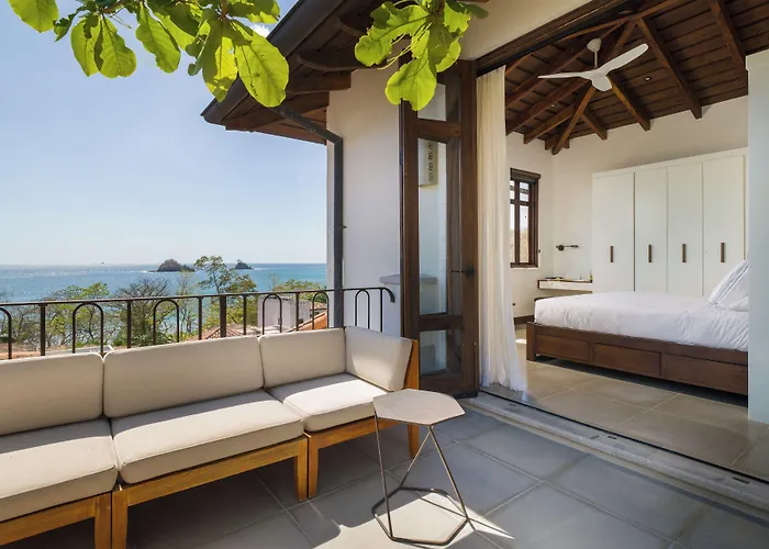 Catalinas Collection Hotel 4*