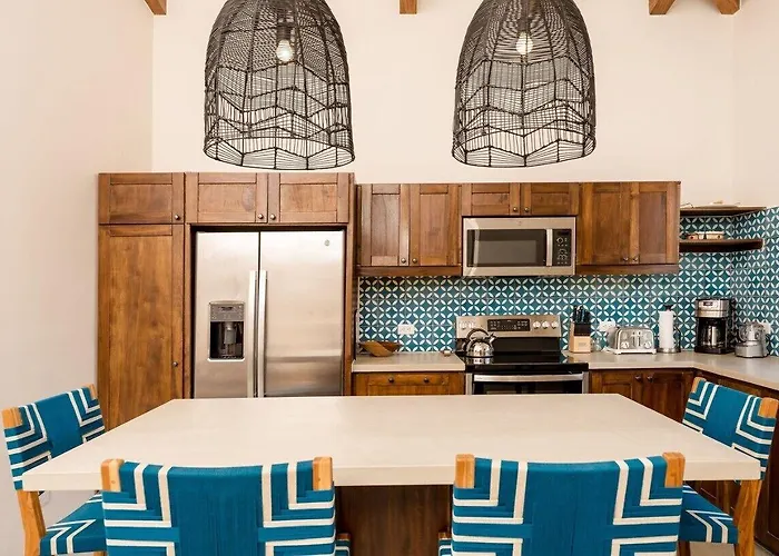 Catalinas Collection Hotel 4*