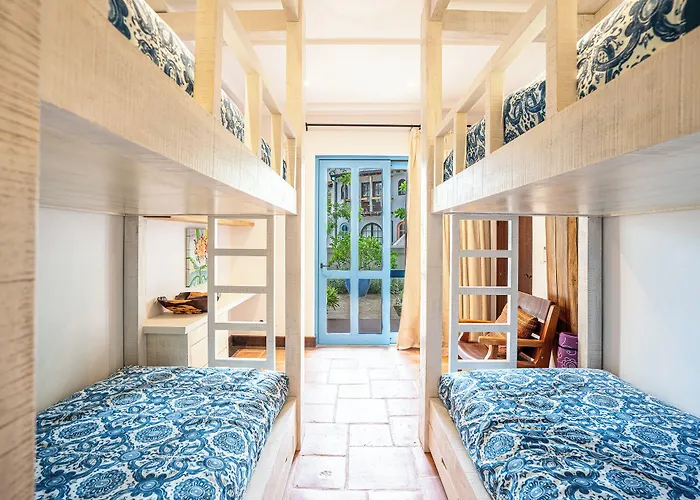 Hotel Catalinas Collection
