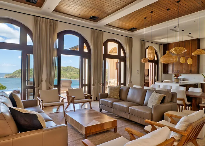 Hotel Catalinas Collection 4*